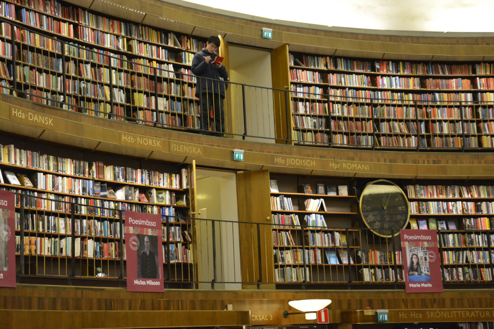 Biblioteka publiczna w Sztokholmie